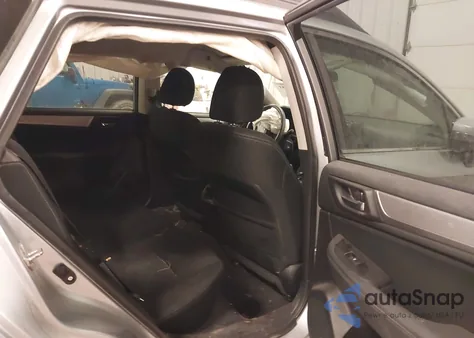 2016 Subaru Outback 2.5I Premium z USA, uszkodzony, nr VIN 4S4BSAFCXG3213813